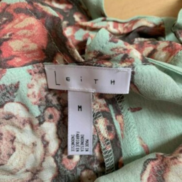 Leith cold shoulder top blouse ruffle BNWT - Picture 8 of 8